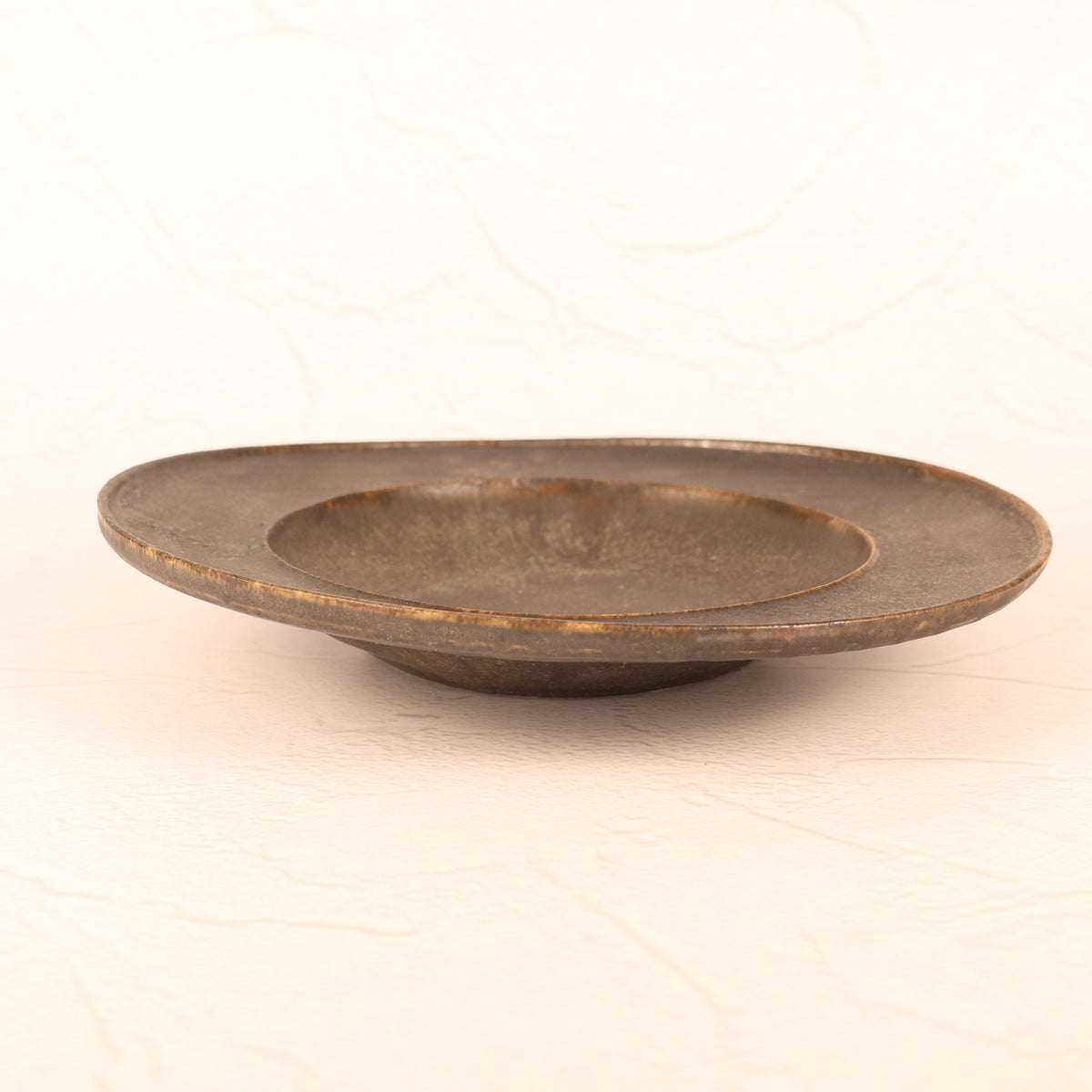 【常滑焼：わたなべ陶器】リム皿黒 商品画像