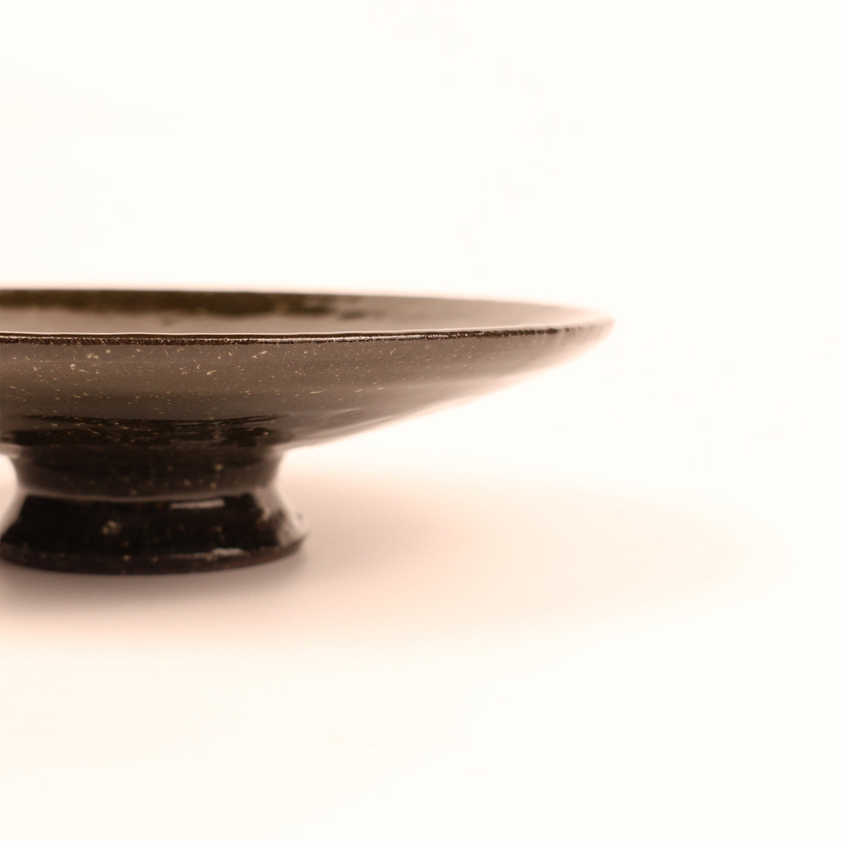 【 丹波立杭焼：省三窯さん】足付皿Φ約16cm【濃茶】 商品画像 3
