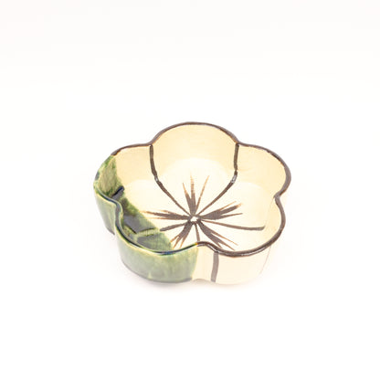【 織部焼：紫翠窯 山本達長さん 】織部梅型向付/梅 商品画像
