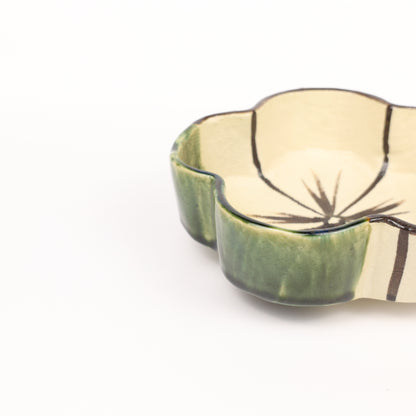 【 織部焼：紫翠窯 山本達長さん 】織部梅型向付/梅 商品画像 4
