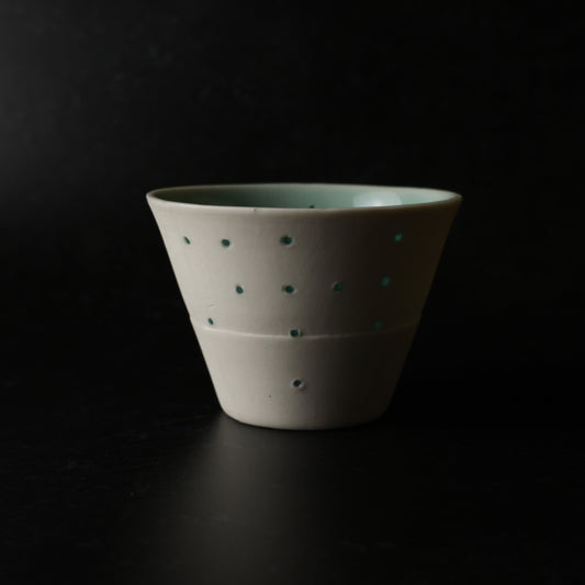 【 うつわ工房千の森：加藤千恵子さん 】透光性磁器蛍手フリーカップ 商品画像