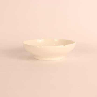 【瀬戸焼：伊藤舞依子さん】なます碗白磁 商品画像