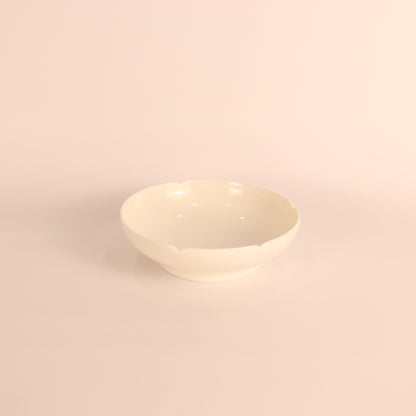 【瀬戸焼：伊藤舞依子さん】なます碗白磁 商品画像 2