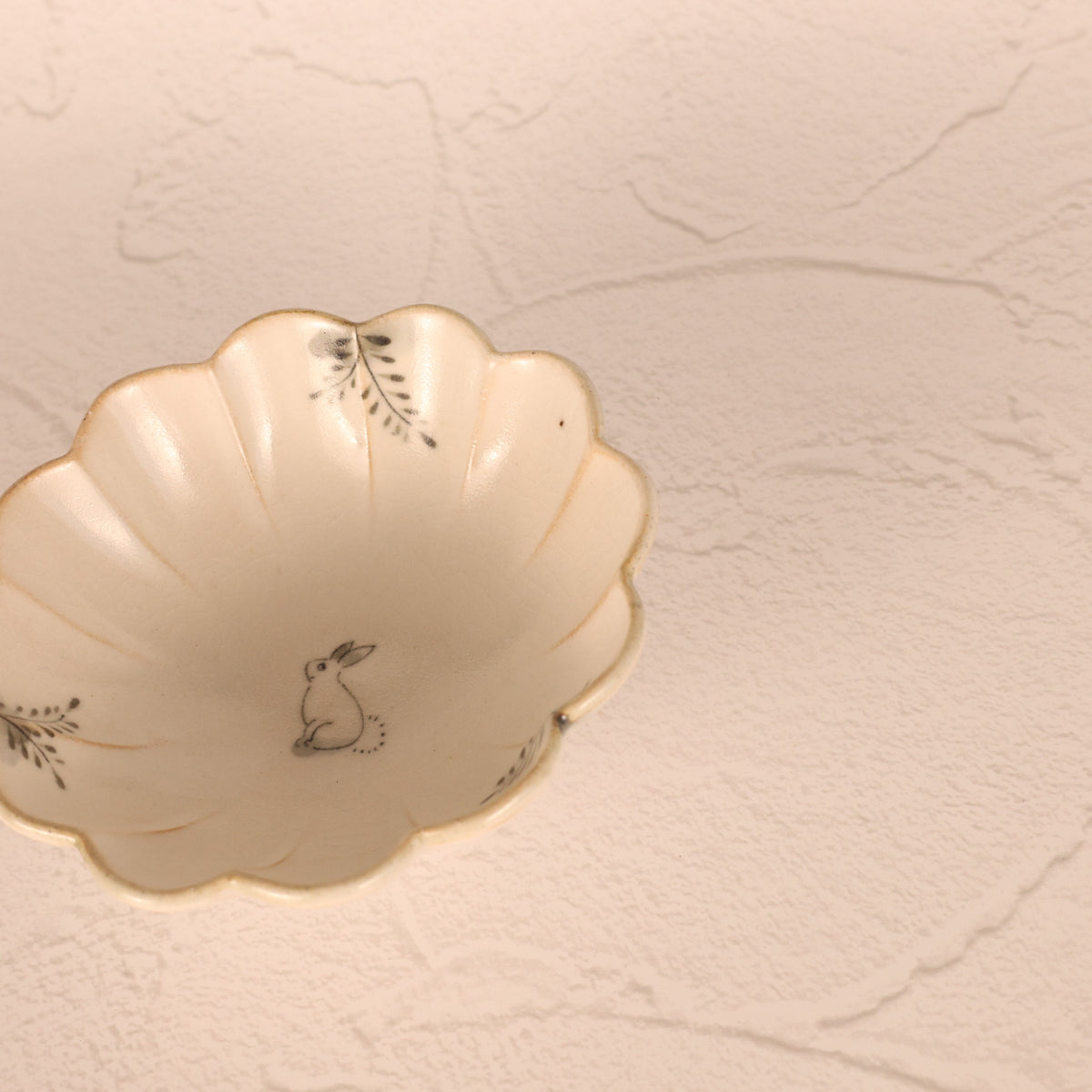 【富山県：福田栄一さん】安南手輪花ボウルウサギ 商品画像 4